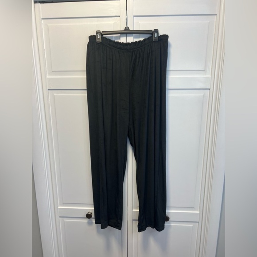 Old Navy Velour Wide Leg Pull on Pants Size Women’s Large Color Black